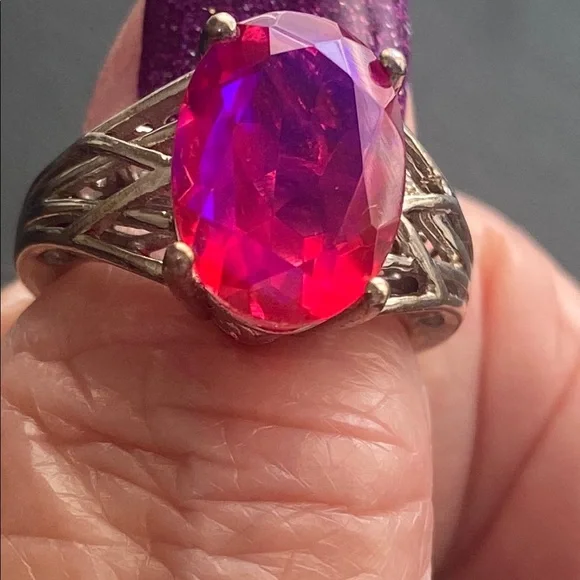 NWT Elegant Volcanic Fuchsia quartz size 6 Sterling - Picture 3 of 6